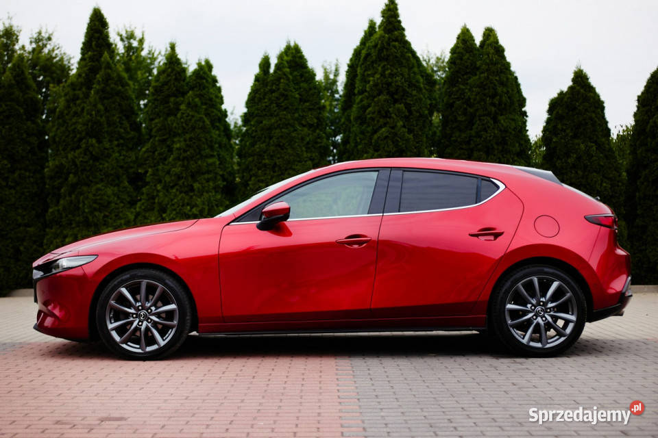 Mazda 3 Selection20 122Mild hybridKamery360 IV elektrycznie ustawiane fotele Rzekuń