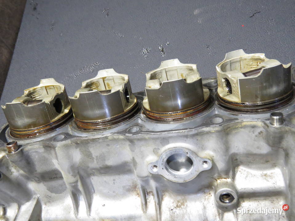 HONDA CBR 600 SC35 01 CBR600 BLOK KORPUS SILNIKA Gdańsk