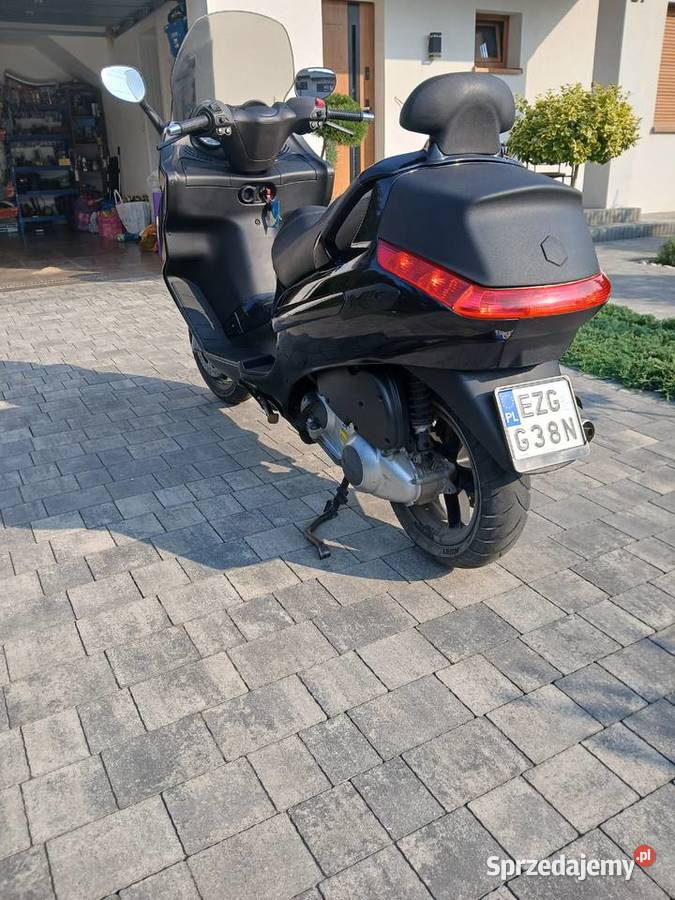 Skuter piaggio xevo 125 metalic Rosanów