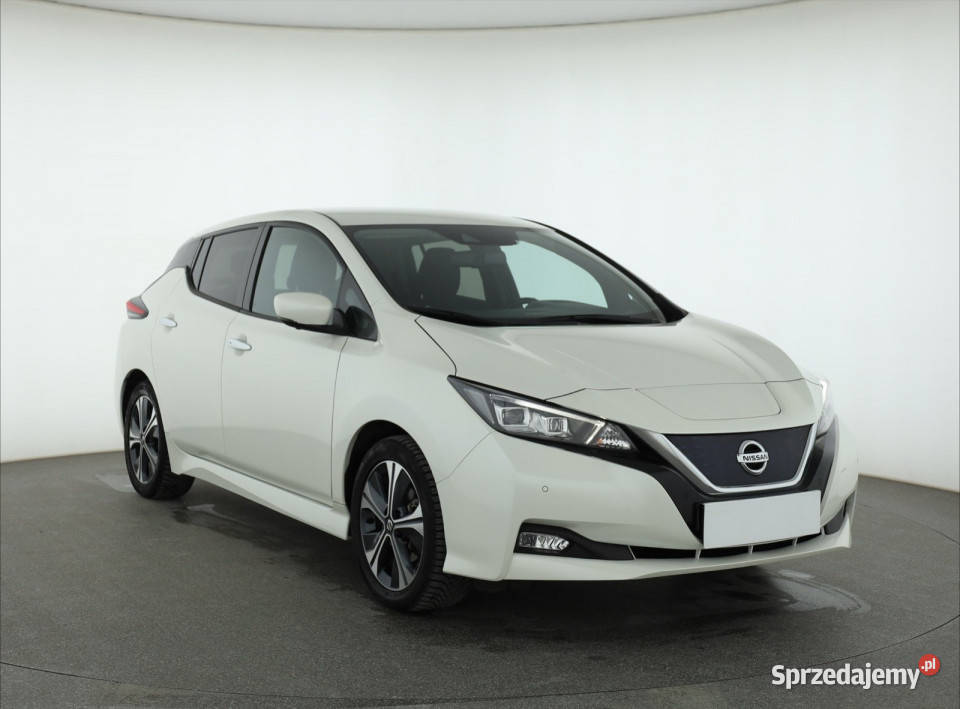 Nissan Leaf 40 kWh asystent pasa ruchu Piaseczno