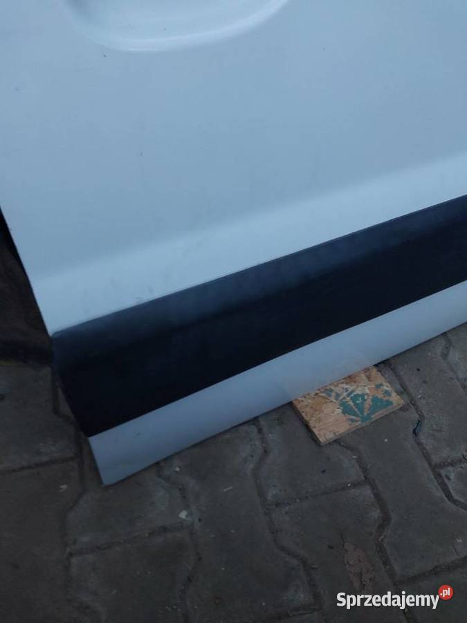 Renault Kangoo prawe przednie drzwi Cieszyn