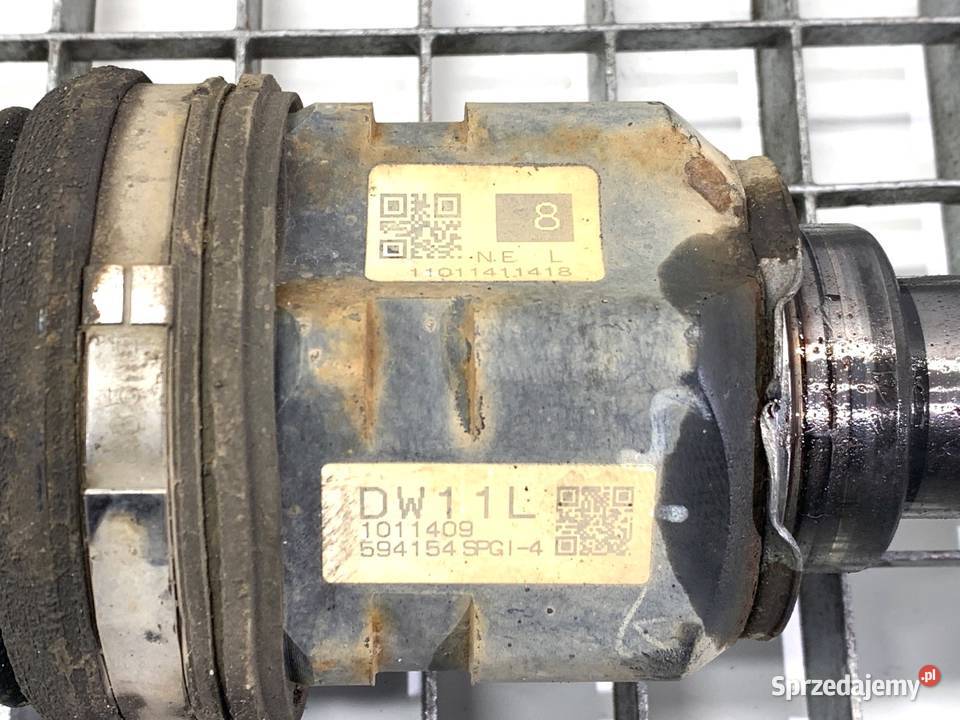 PÓŁOŚ LEWY PRZÓD LEXUS CT 18 99 PRZEGUB NAPĘDOWA