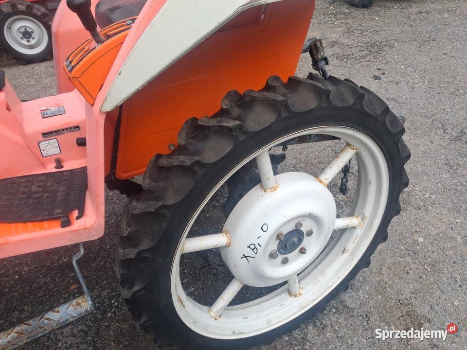 Kubota Xb1 4x4 Rolnictwo Konary