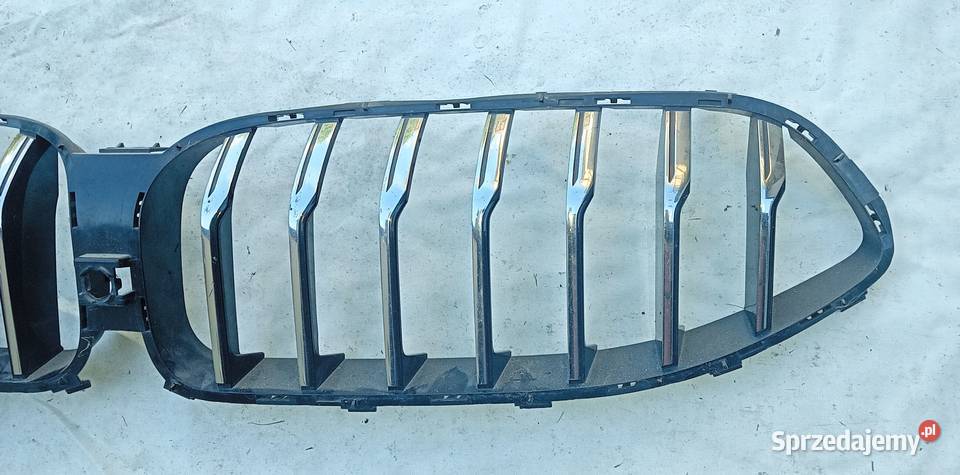 BMW 8 G14 atrapa grill zderzaka Atrapy