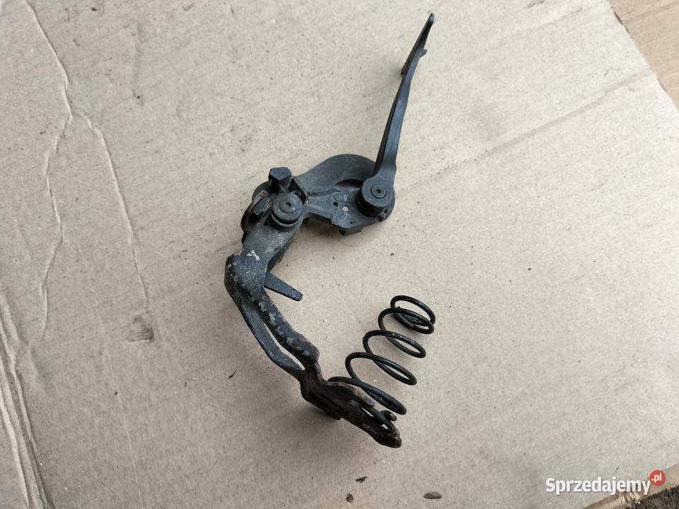 Mercedes W210 W 210 2108870127 UCHWYT RĄCZKA Kamień-Kolonia