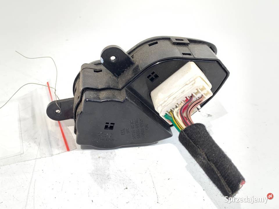 PRZEŁĄCZNIK REGULACJI LUSTEREK HYUNDAI SANTE FE