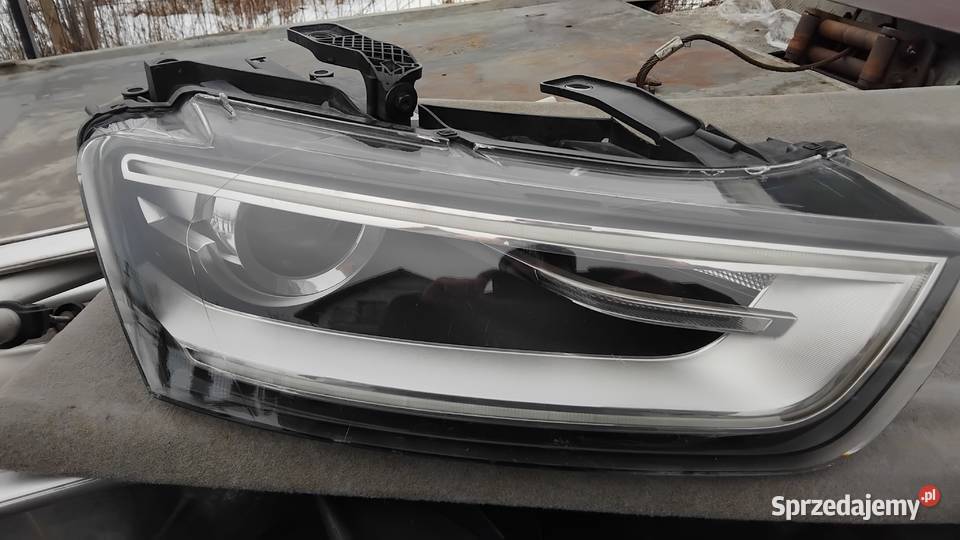 Audi Q3 Bi Xenon LED ORG EU prawe Mielec