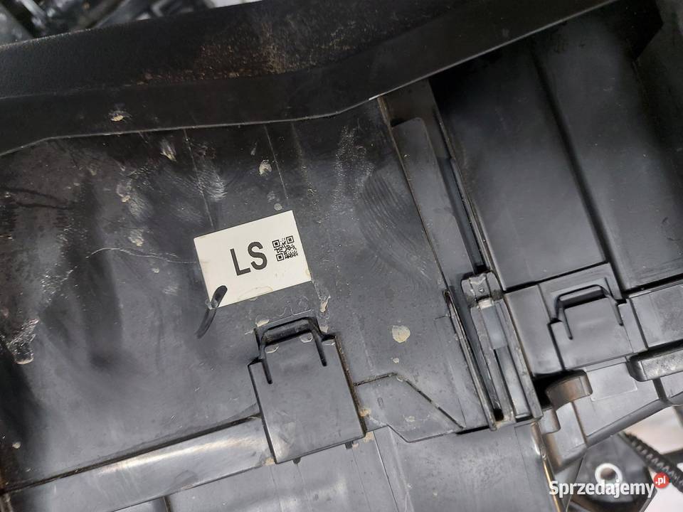 LEXUS RX500H V 5 2023 WIĄZKA KOMORY SILNIKA Materiały instalacyjne