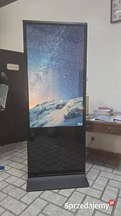 Infokiosk totem multimedialny 43 MWE wielkopolskie Felicjanów