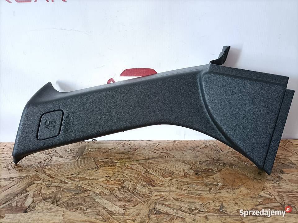 VOLVO V50 LIFT OSŁONA SŁUPKA PRAWY TYŁ 8641780 Pleszew
