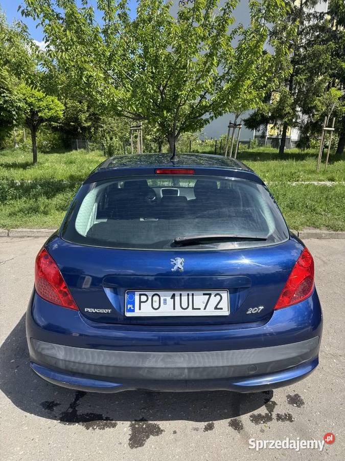 Peugeot 207 14 Benzyna silnik 95 Mały przebieg Rok produkcji 2009 207 wielkopolskie Poznań