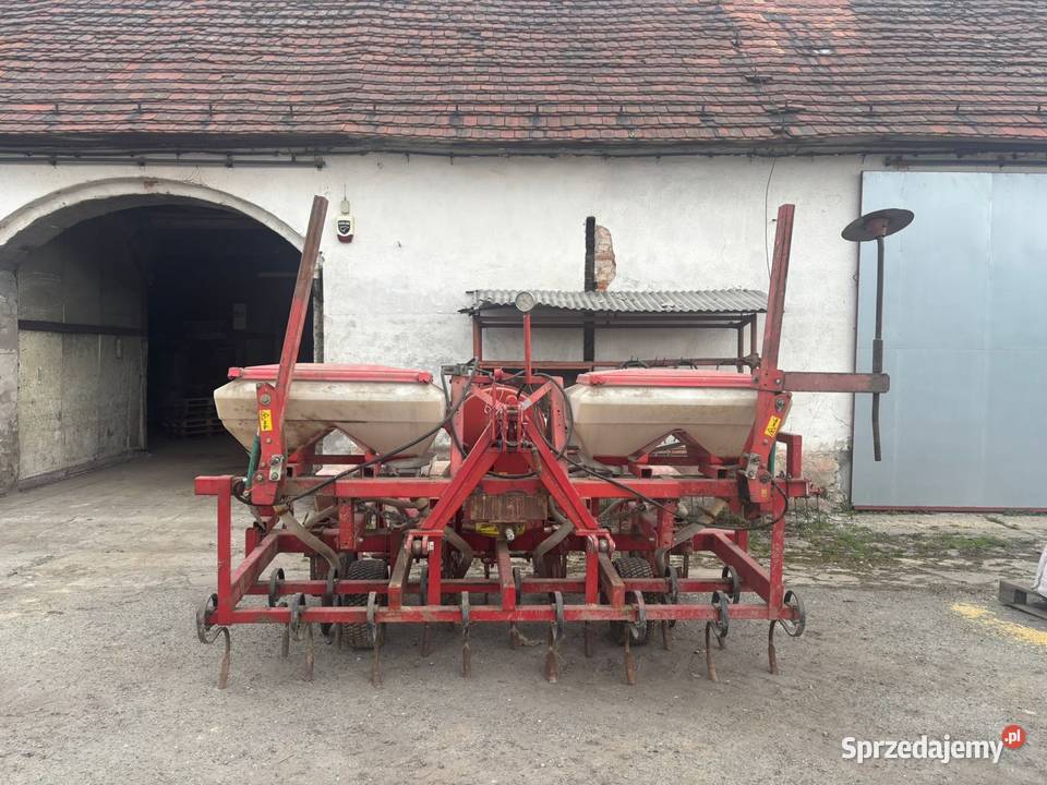 Sprzedam Siewnik do kukurydzy kverneland Oława sprzedam