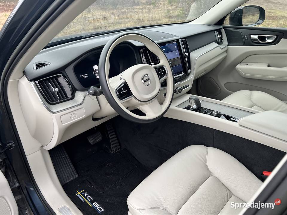 Volvo XC 60 B5 PLUS AWD Mild Hybrid 264