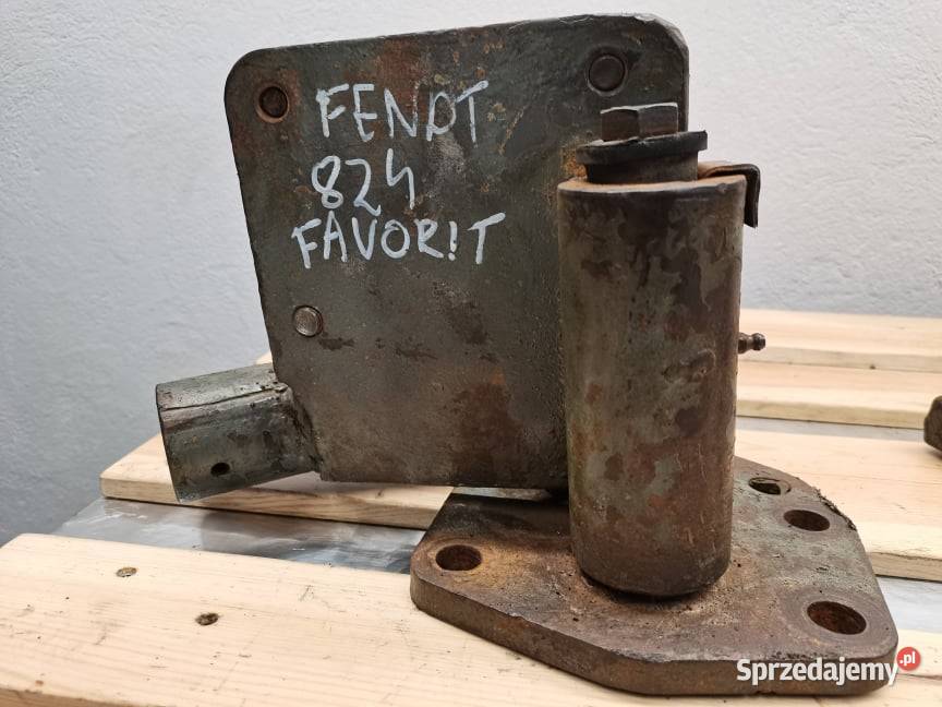Fendt 824 Favorit Stelaż błotnika Wilkowo sprzedam