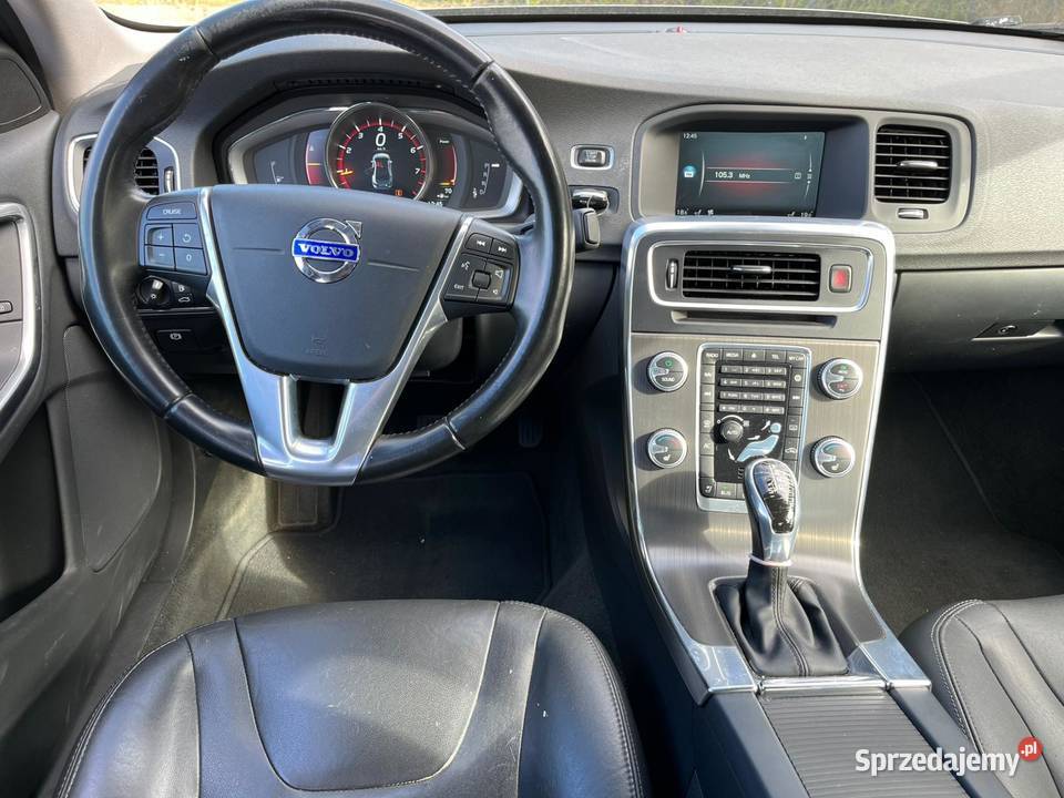 VOLVO S60 LIFT 20 T5 245 2015r SUPER STAN Białystok