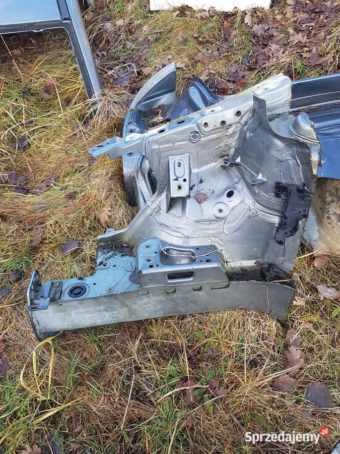 VW GOLF V 2005 2007 PODLUZNICA PRAWA FARTUCH Rok produkcji 2008 Turek sprzedam