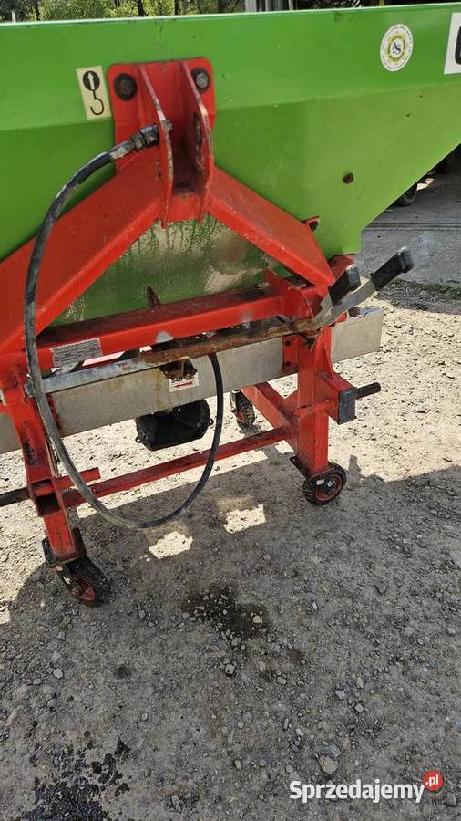 Rozsiewacz nawozu Strumyk 600L hydraulicznie małopolskie Gdów