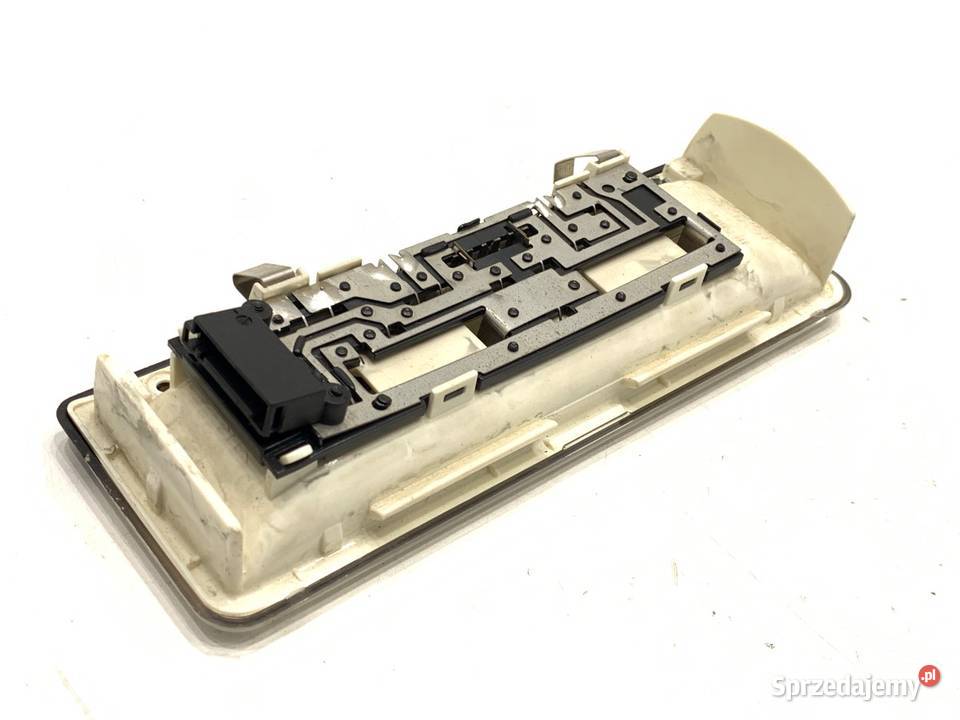 LAMPA SUFITOWA BMW E46 Hatchback 9705 WNĘTRZA