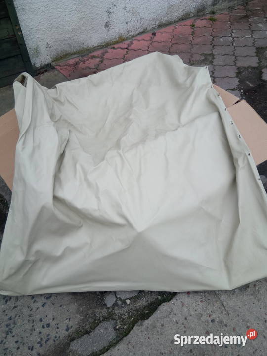 Poszycie wewndachu kabiny podsufitka 64123206