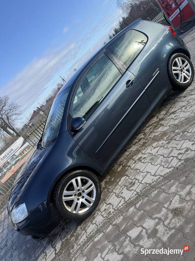 Sprzedam golfa 14 mpi Golf Pawłów