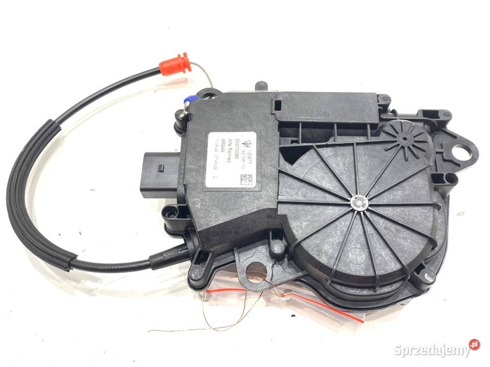 DOCIĄG KLAPY TYŁ ALFA STELVIO 50570086 20 280 Klapy bagażnika