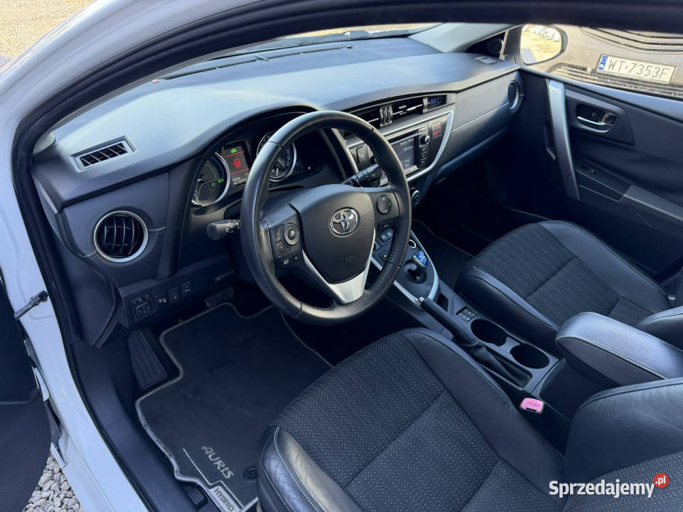 Toyota Auris 18 HSD 136 Prestige Skóra PDC Otwock Mały sprzedam