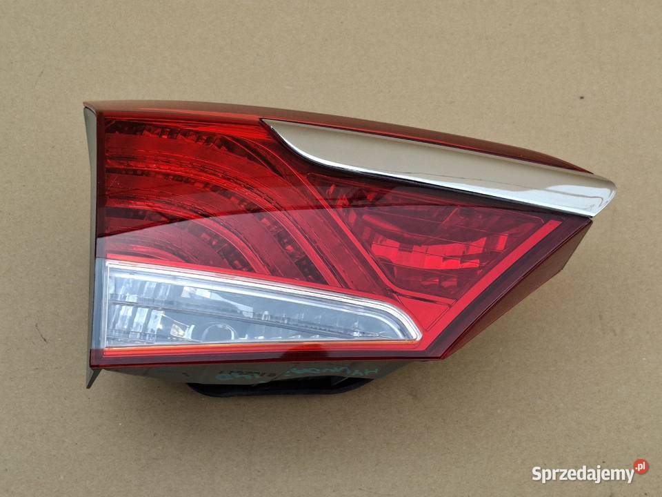 HYUNDAI I40 LIFT LAMPA TYŁ LEWA TYLNA W KLAPĘ