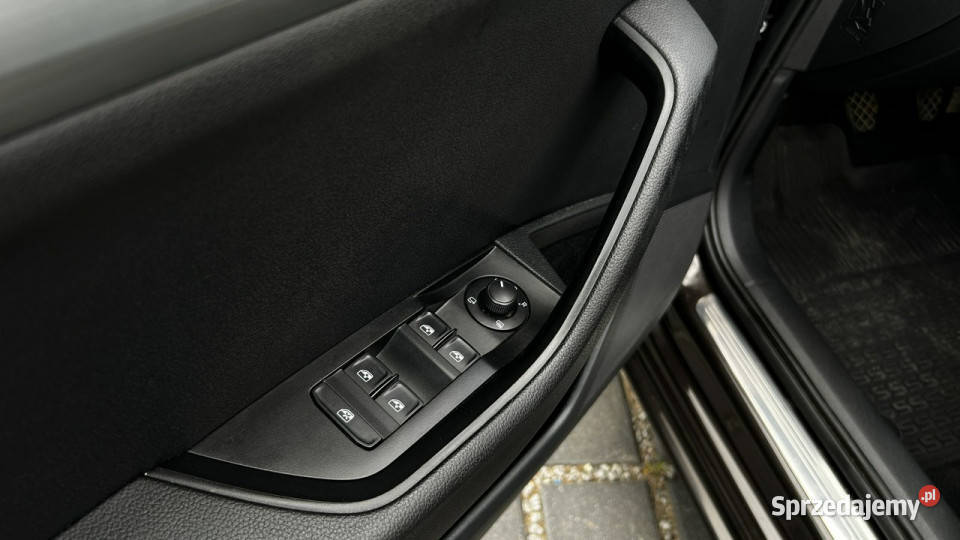 koda Superb 20 TDI 2017 El Klapa Manual Radar Gdynia