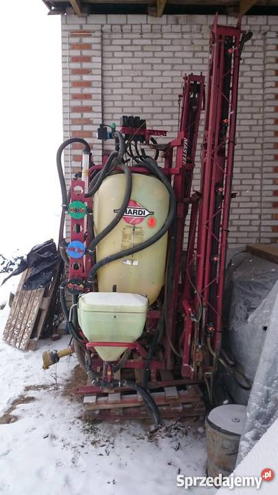 Opryskiwacz zawieszany Hardi 800L nieuszkodzony Uchanie