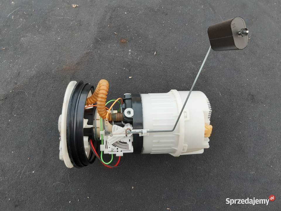 VOLVO V50 S40 II C30 C70 18 Pompa paliwa