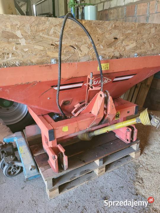 Roziewacz do nawozów Rozsiewacze nawozów Nowe Piekuty sprzedam