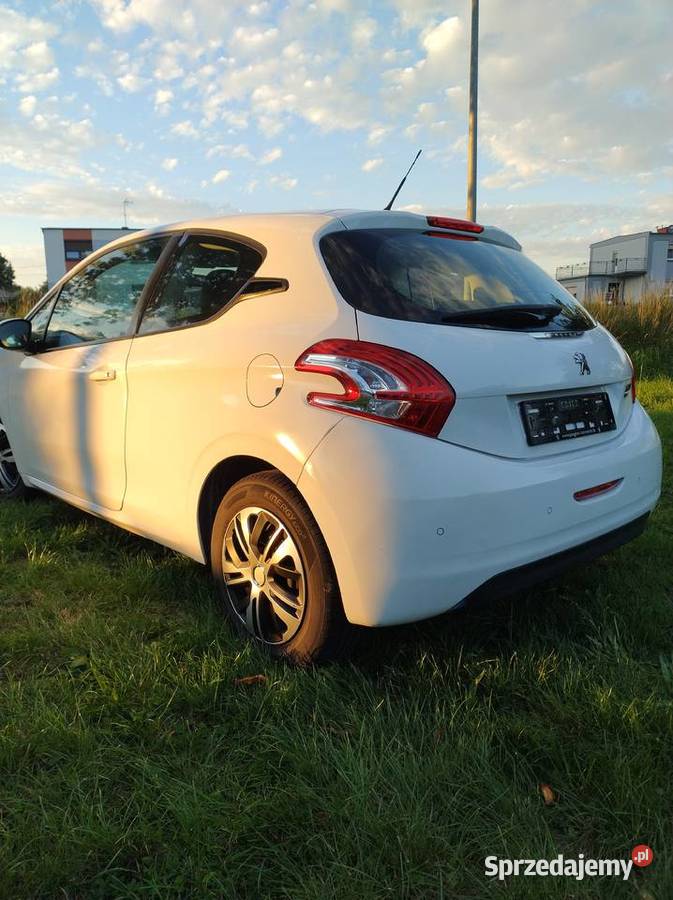 Peugeot 208 16 HDI Xenon Navi Klimatyzacja 92 diesel wielkopolskie Leszno sprzedam