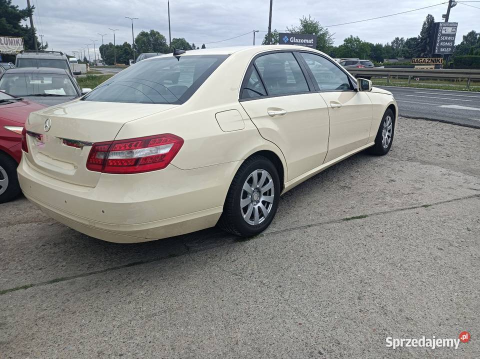 Mercedes E 200 automat zamiana sedan Sedan / Limuzyna mazowieckie Pruszków sprzedam