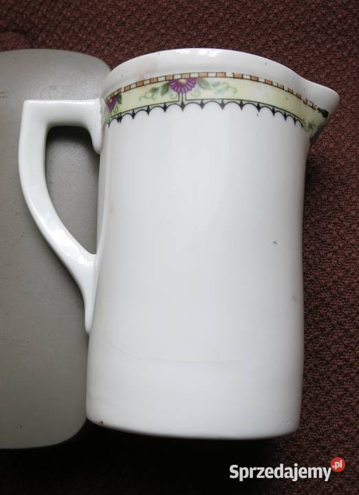 Dzbanuszek z porcelany porcelitu z dziubkiem 12