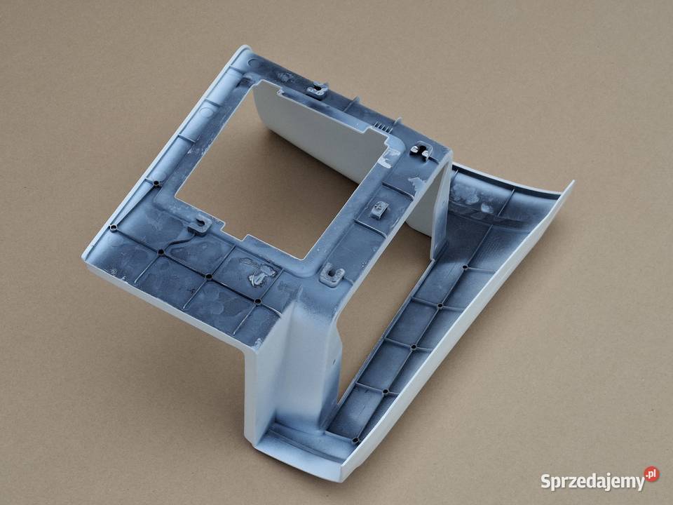 IVECO SWAY STOPIEŃ PRAWY DOLNY OBUDOWA WNĘKA lubuskie Bieleń