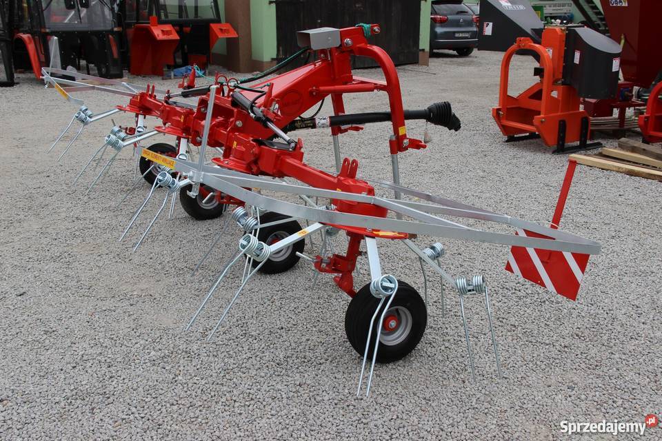 Przetrząsacz kazruzelowy 52m 4 wirnikowy JarMet Rogóźno sprzedam