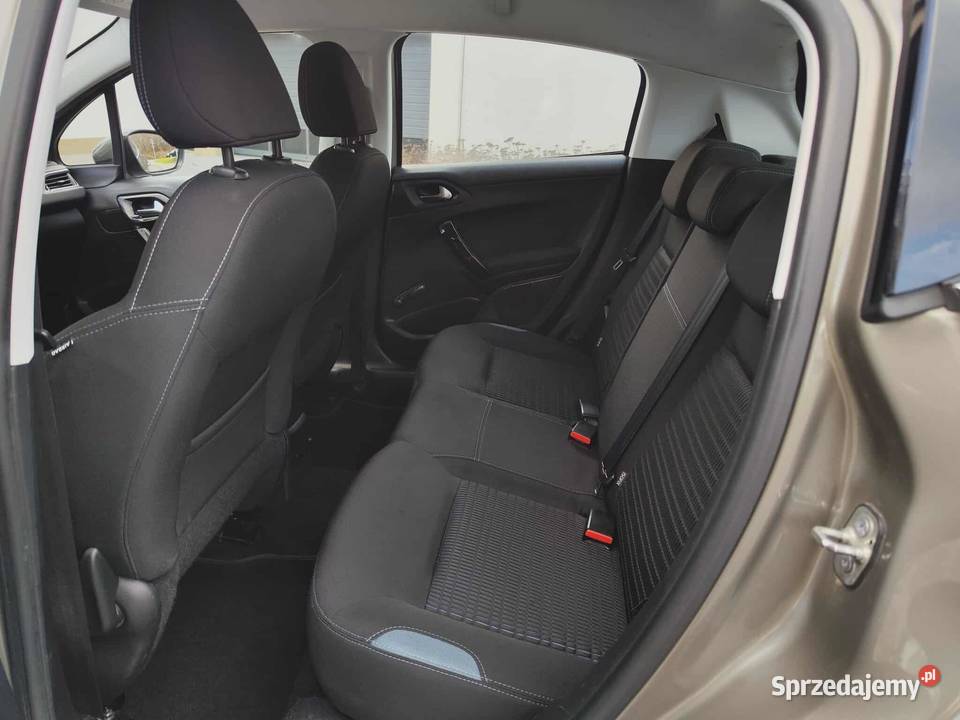 Peugeot 208 16 Benzyna LED Czujniki Navi sprzedam