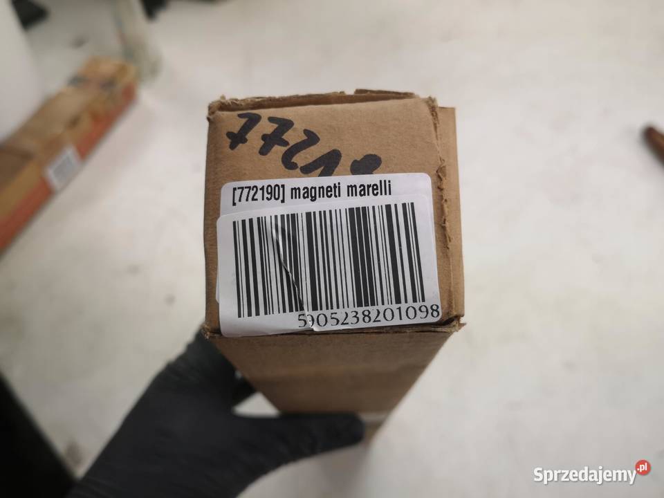 WAŁEK ROZRZĄDU MAGNETI MARELLI 772190 sprzedam