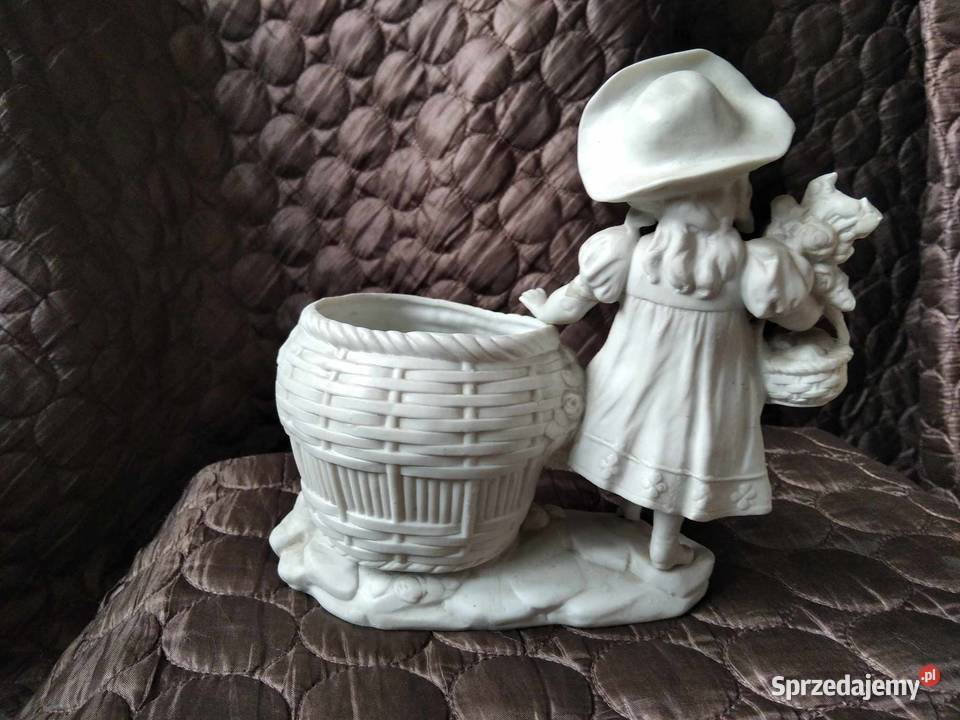 Figurka porcelanowa dziewczynka z koszem antyk pomorskie Gdańsk
