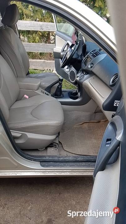 Samochód osobowy tovota rav 4 RAV4 Czarnków sprzedam