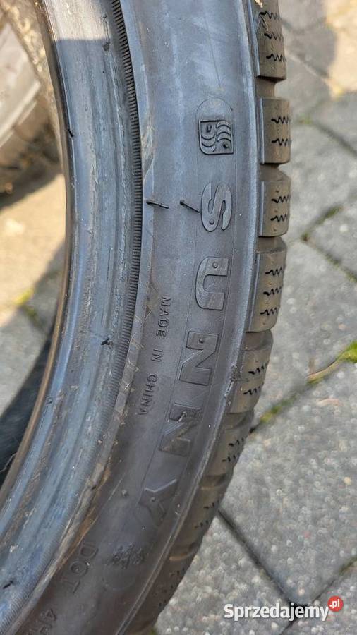 Opony zimowe Sunny 2054517 205 Rumia