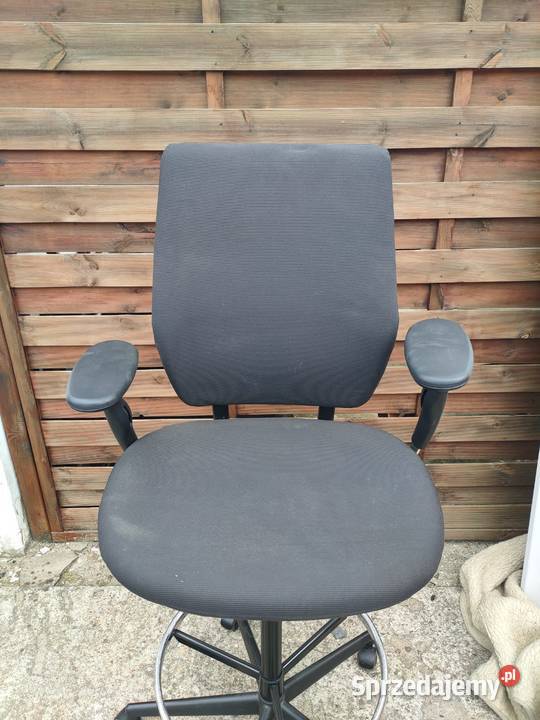 Fotel Vitra wysoki obrotowy hoker Dostępne 2