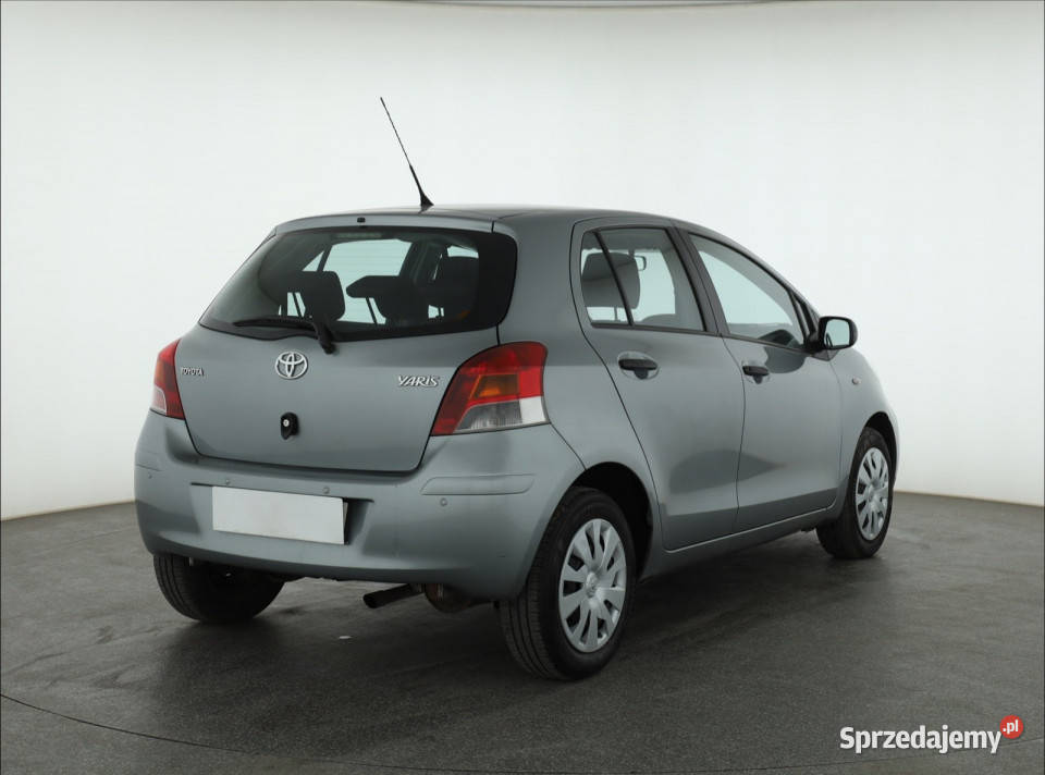 Toyota Yaris 133 Dual VVTi manualna Piaseczno sprzedam