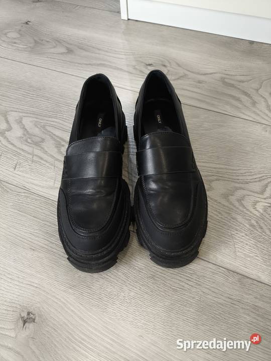 Mokasyny damskie loafersy Only na grubej inna Poznań
