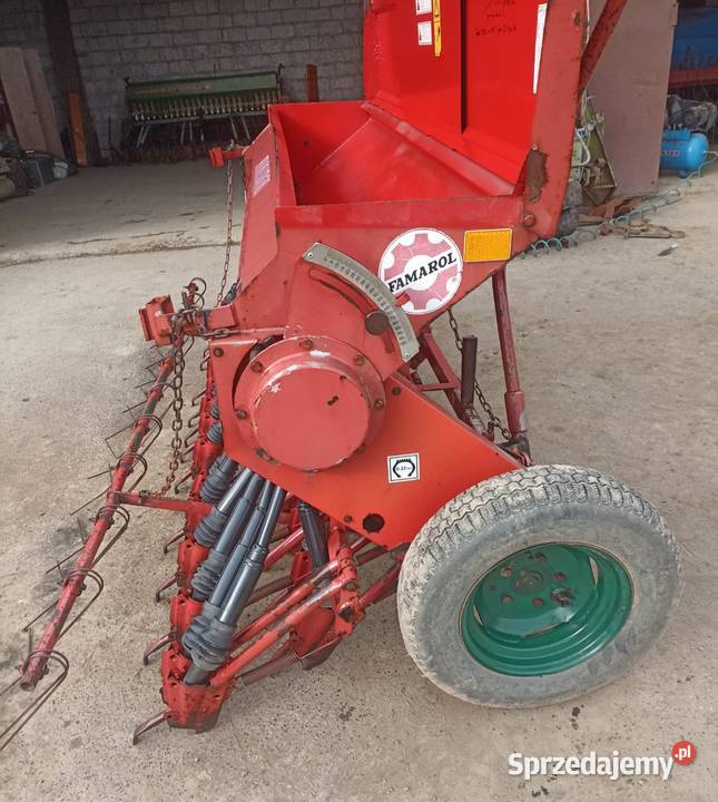 Siewnik zbożowy Unia Famarol S0253 nieuszkodzony