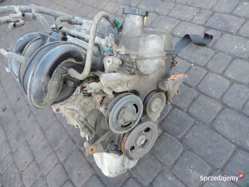 TOYOTA YARIS SILNIK 10B 68 1SZ