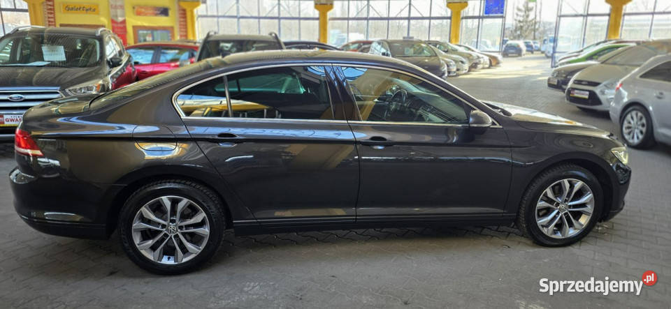 Volkswagen Passat 1 REJ 2019 OPIS W podanej Passat Mysłowice sprzedam