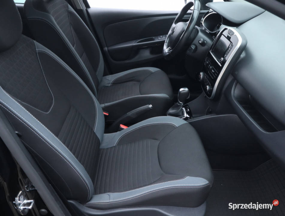 Renault Clio 12 TCe światła przeciwmgielne Łódź