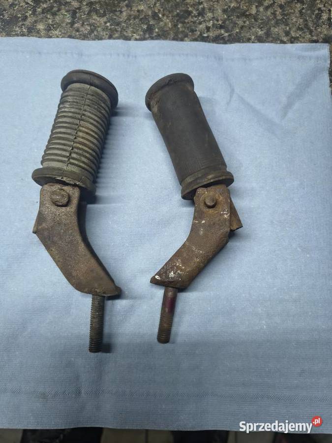 Podnóżki pasażera Jawa perak 250 typ 11 12 18