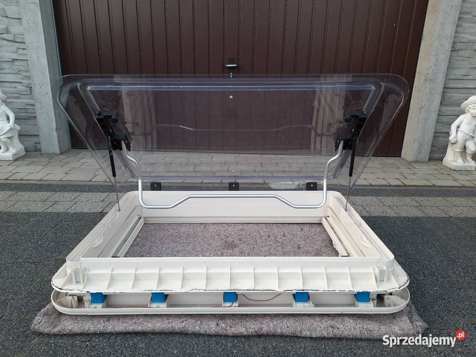 Okno dachowe przyczepa kempingowa kamper dolnośląskie Skokowa